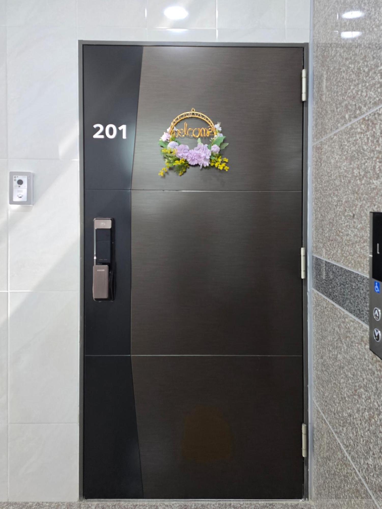 Incheon Airport Guesthouse L Dış mekan fotoğraf